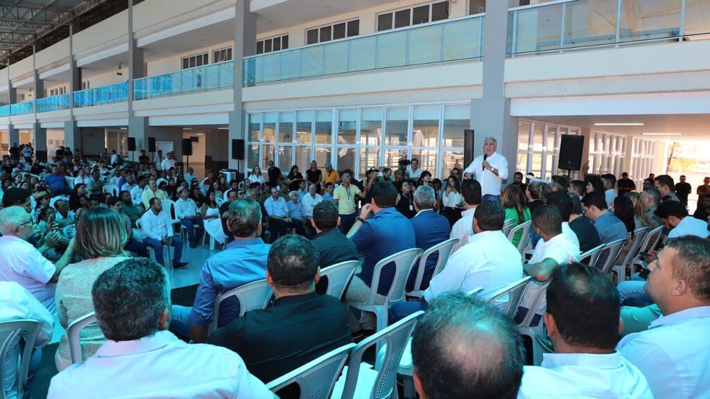 F7-Gov-exer-Laurez-Moreira-anuncia-retomada-das-obras-do-Hospital-Geral-de-Gurupi-foto-Aldemar-Ribeiro-6-1280x720-1-1024x576 Hospital Geral de Gurupi tem obras retomadas pelo governador Laurez Moreira